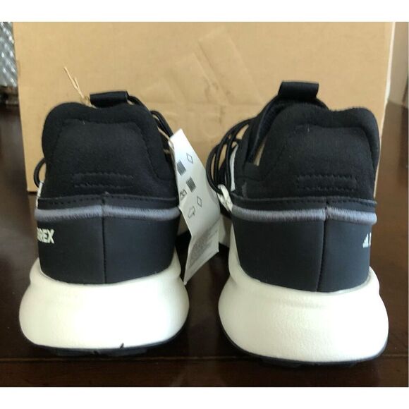 ADIDAS - NWTIB - L Sz 5.5 (36) Terrex Voyager 21 in Core Black & Chalk White - Picture 8 of 16